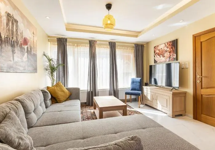 Cosy House With 3 Rooms And Garden Near Beach