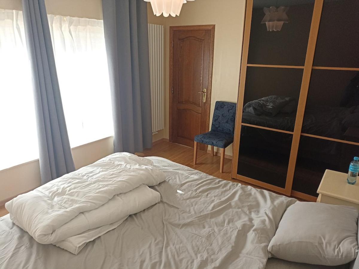 Сasa de vacaciones Cosy House With 3 And Garden Near