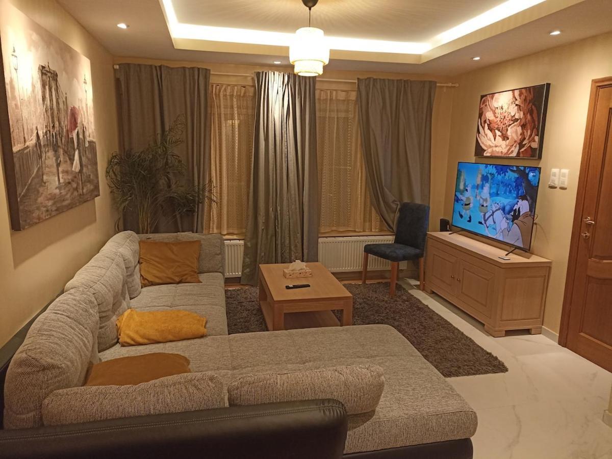 Cosy House With 3 And Garden Near Сasa de vacaciones